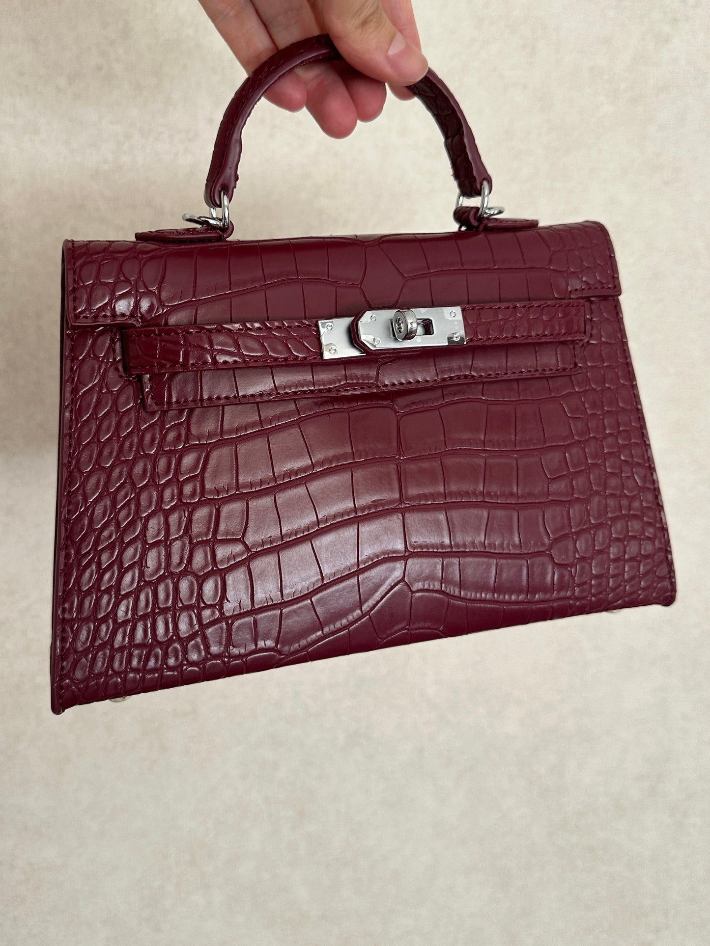 LOLA CROC BAG burgundy