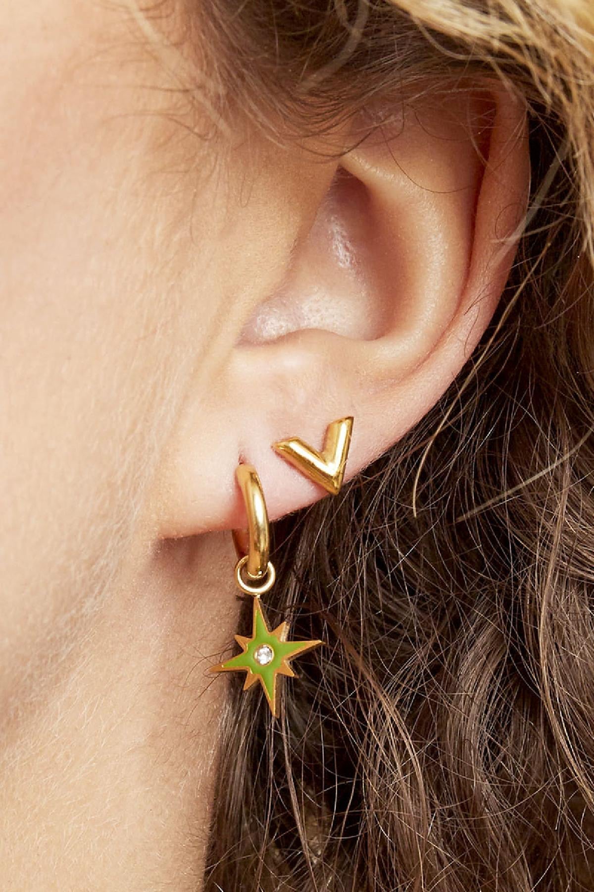 VICTORIA studs