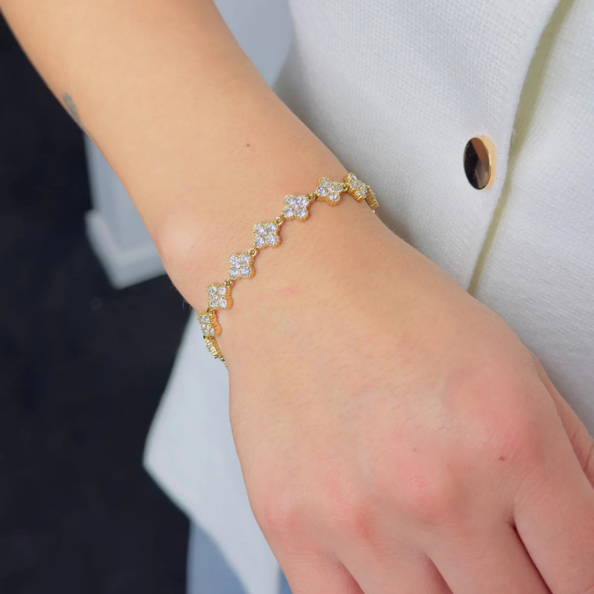 ICY CLOVER bracelet