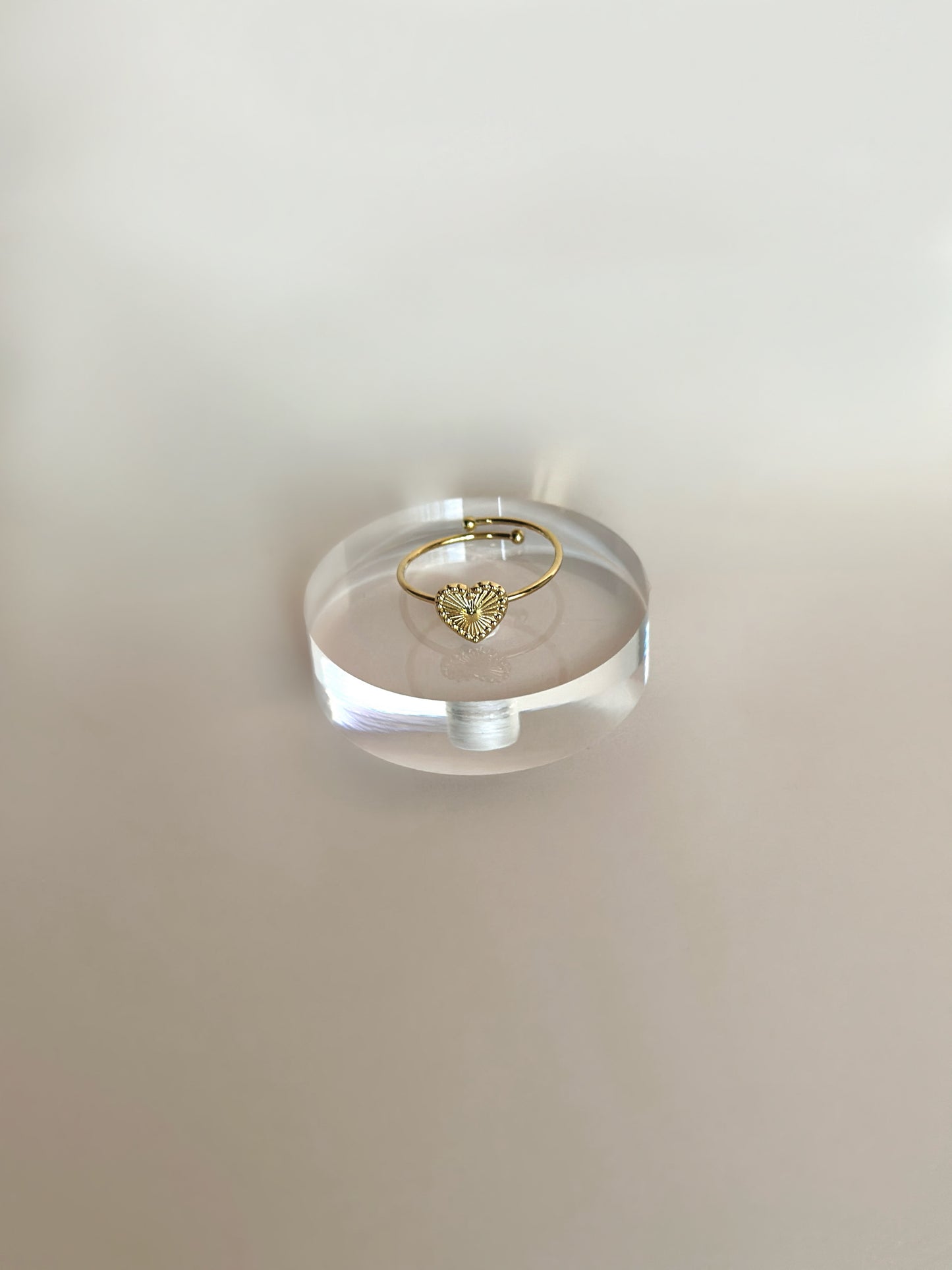 TINY HEART ring