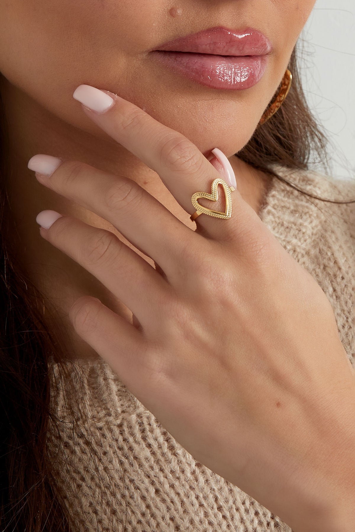 LOVELY ring