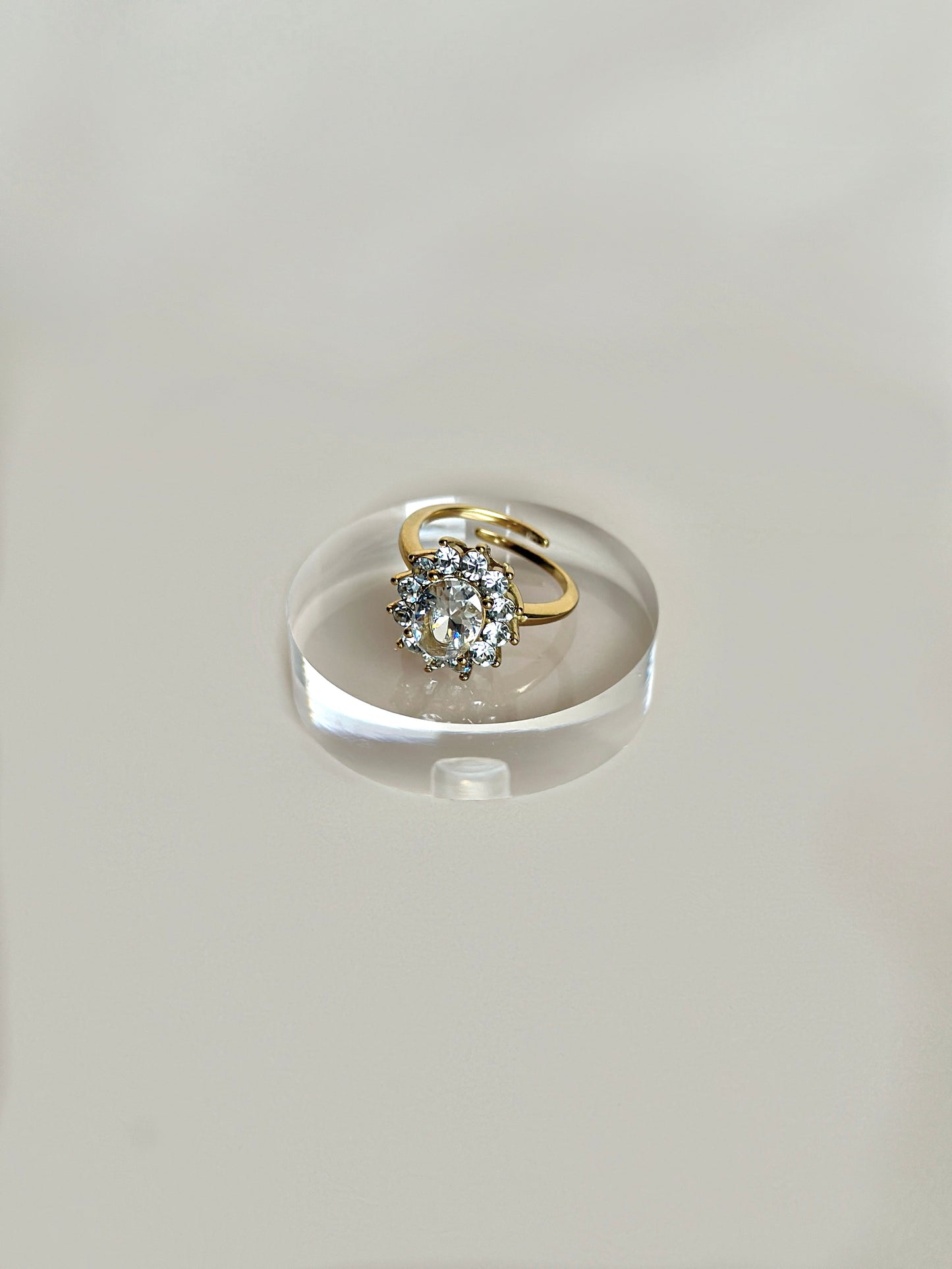 MAJESTIC ring