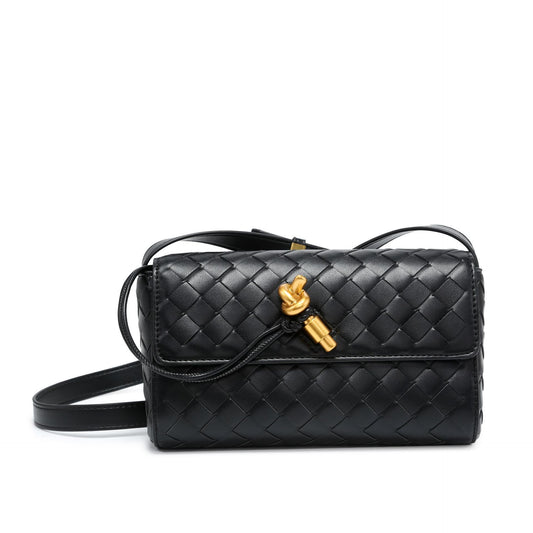 WOVEN FLAP BAG black