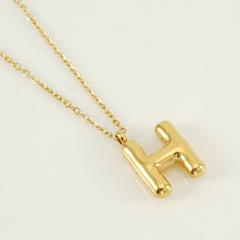 BALLOON INITIAL necklace