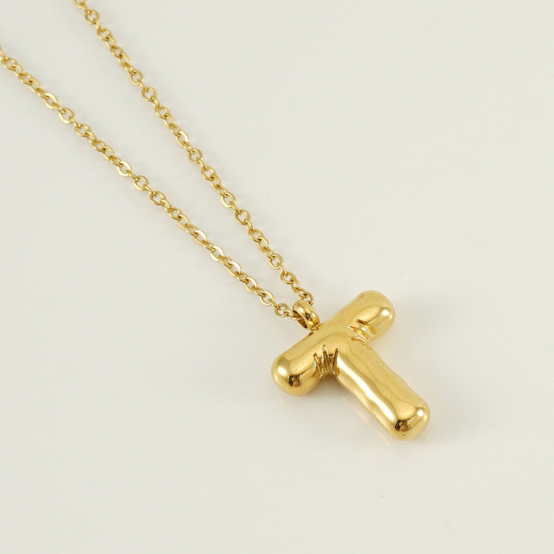 BALLOON INITIAL necklace