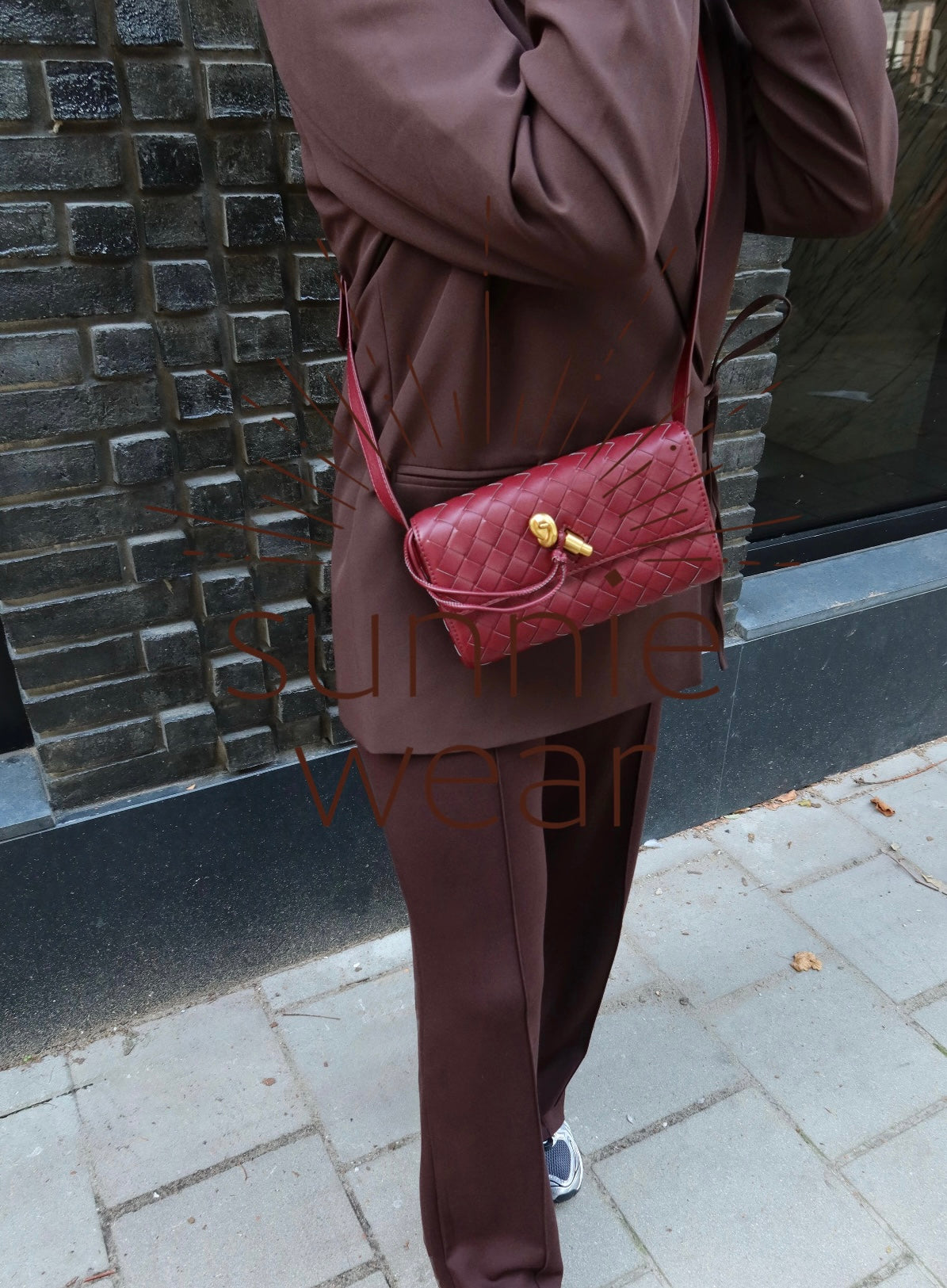 WOVEN FLAP BAG dark red