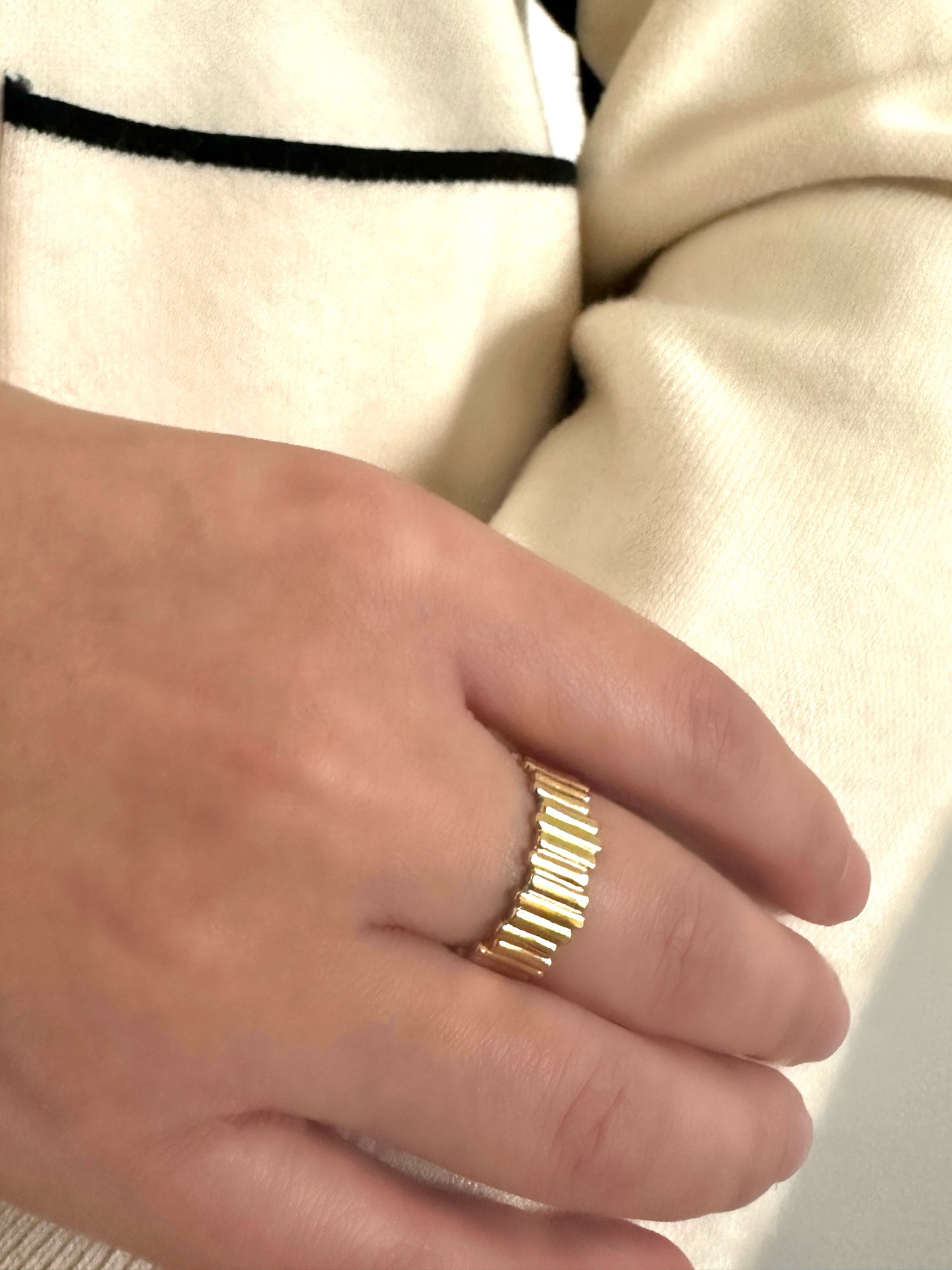 GIGI ring