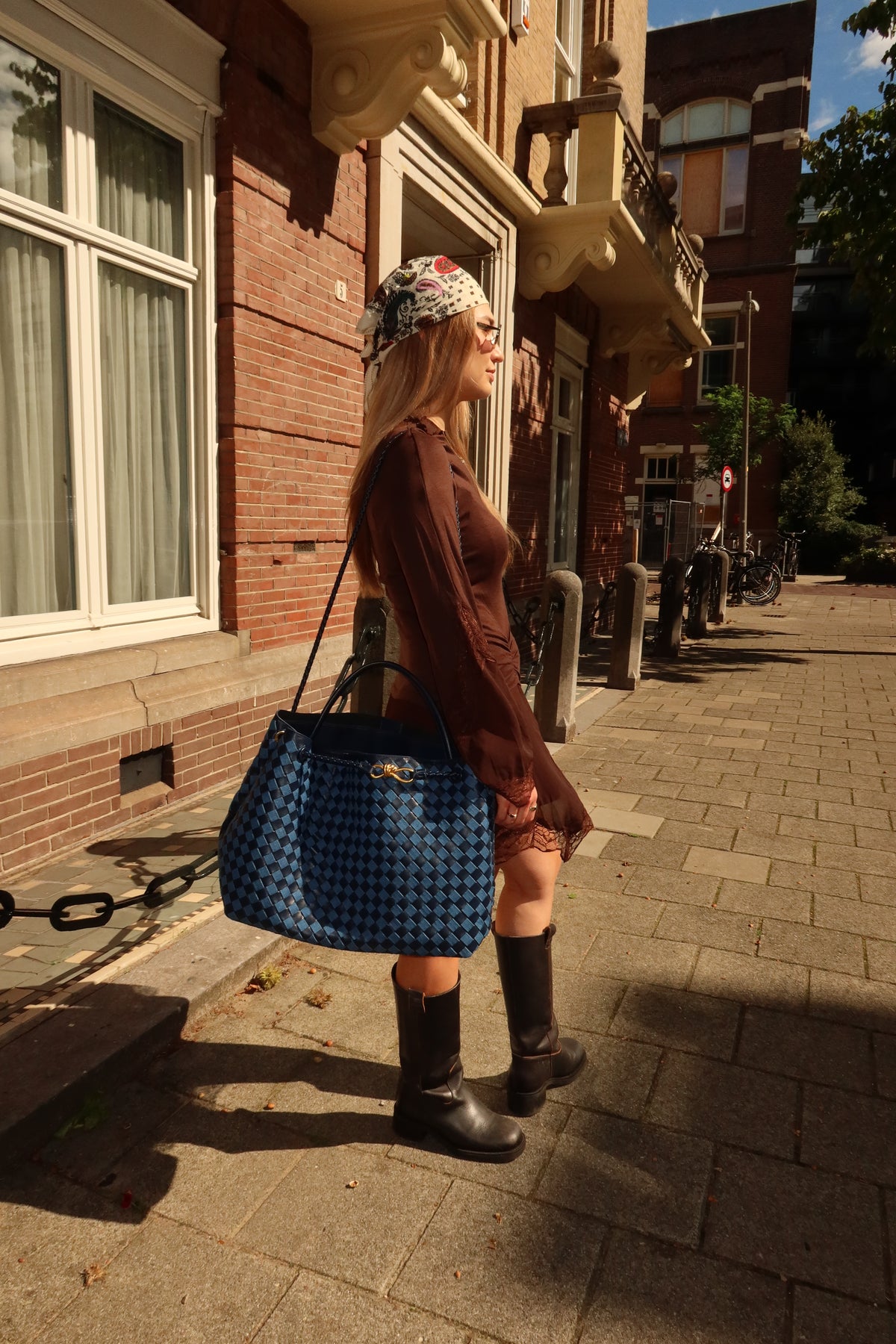 WOVEN MAXI BAG bordeaux