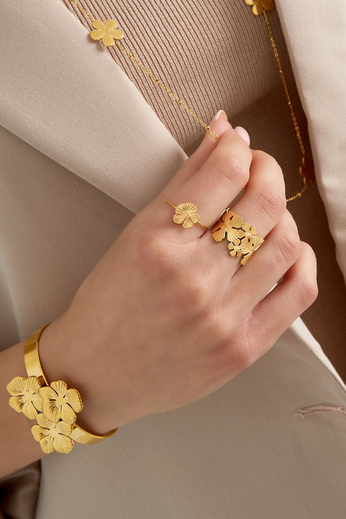 FLORA ring